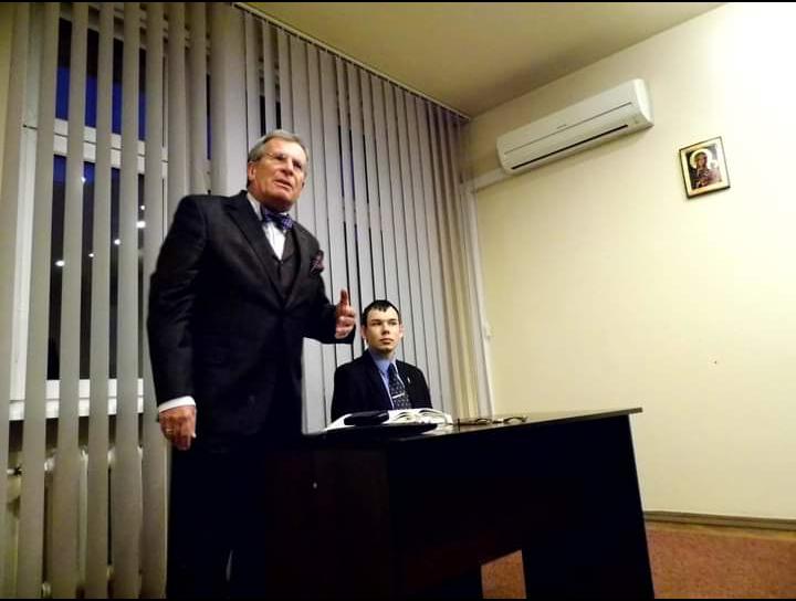 Read more about the article 2016.03.08 prof. Witold Kulesza z wykładem dla “Studenci dla Rzeczpospolitej”.